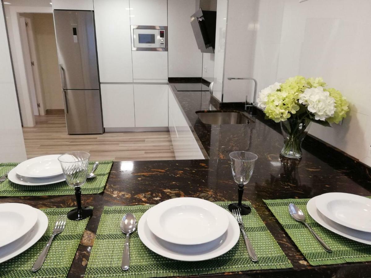 Apartamento Aurora Малага Екстериор снимка