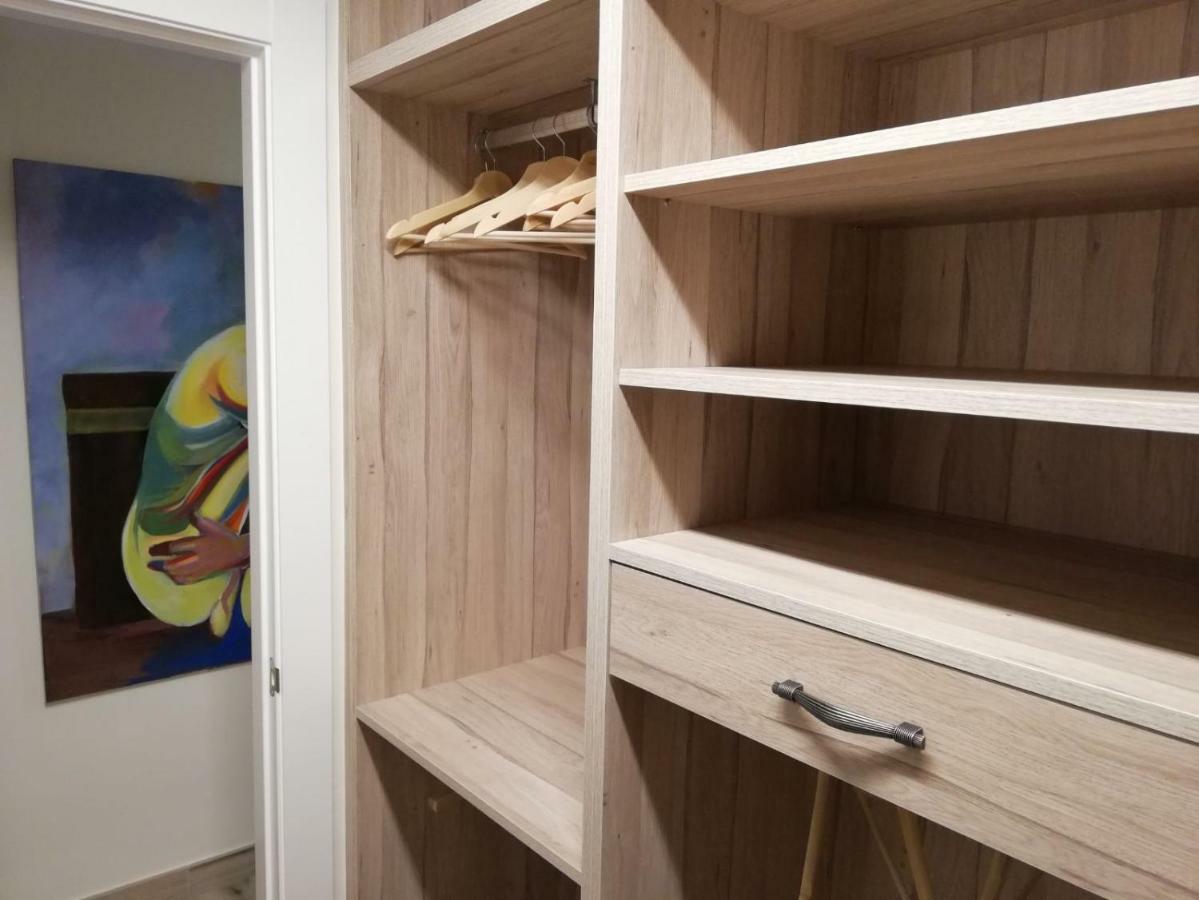 Apartamento Aurora Малага Екстериор снимка