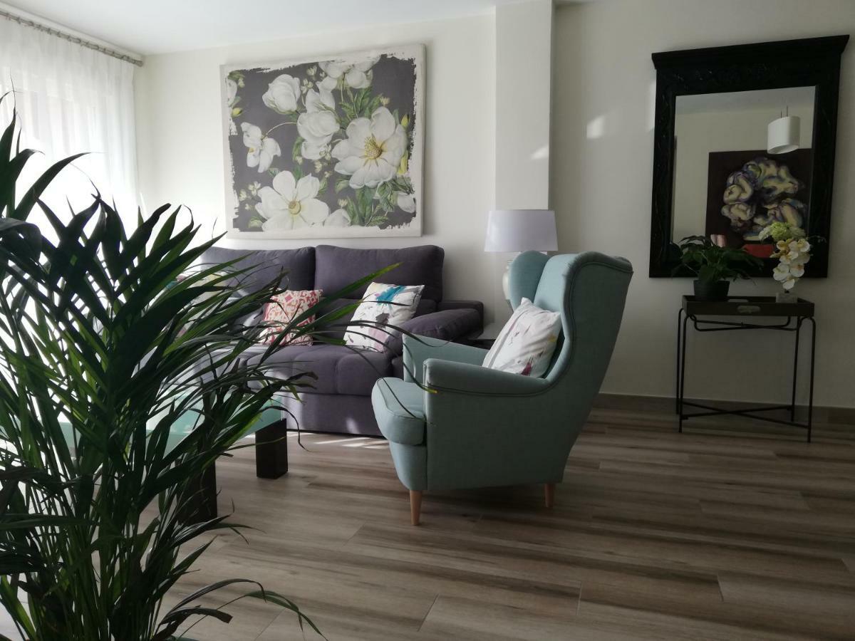 Apartamento Aurora Малага Екстериор снимка
