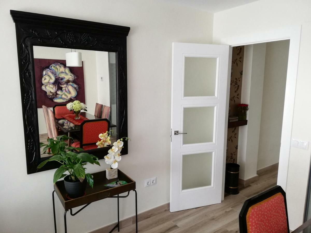 Apartamento Aurora Малага Екстериор снимка