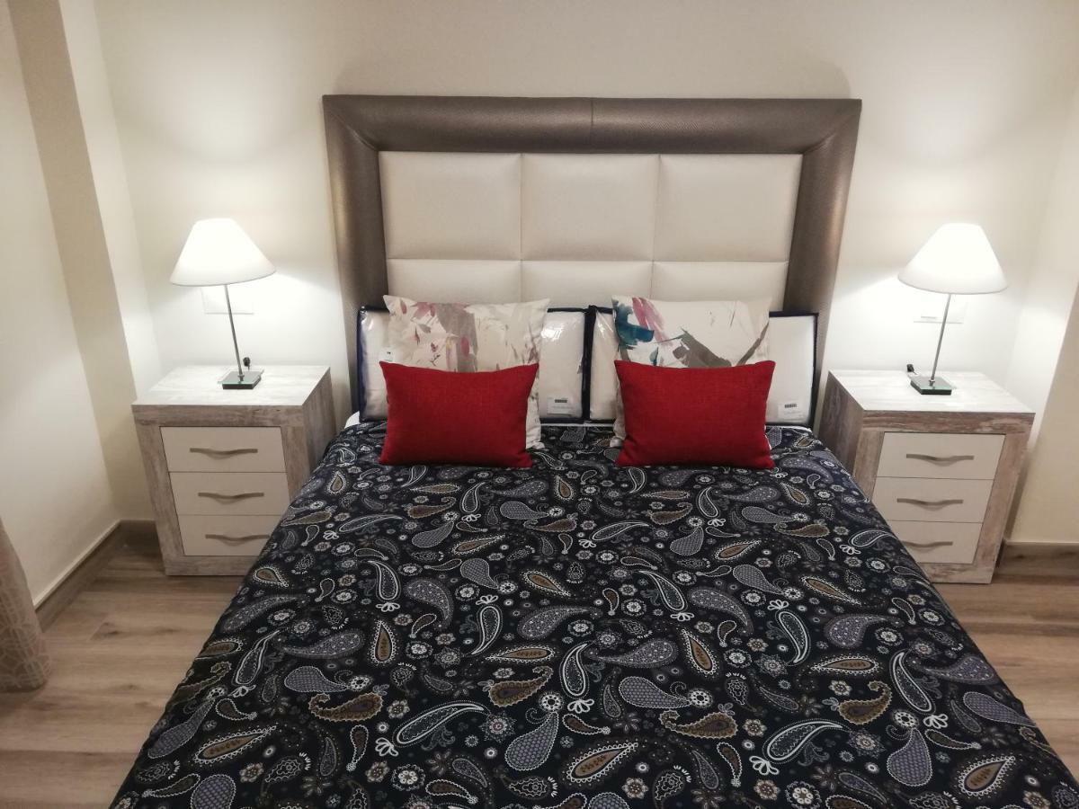 Apartamento Aurora Малага Екстериор снимка